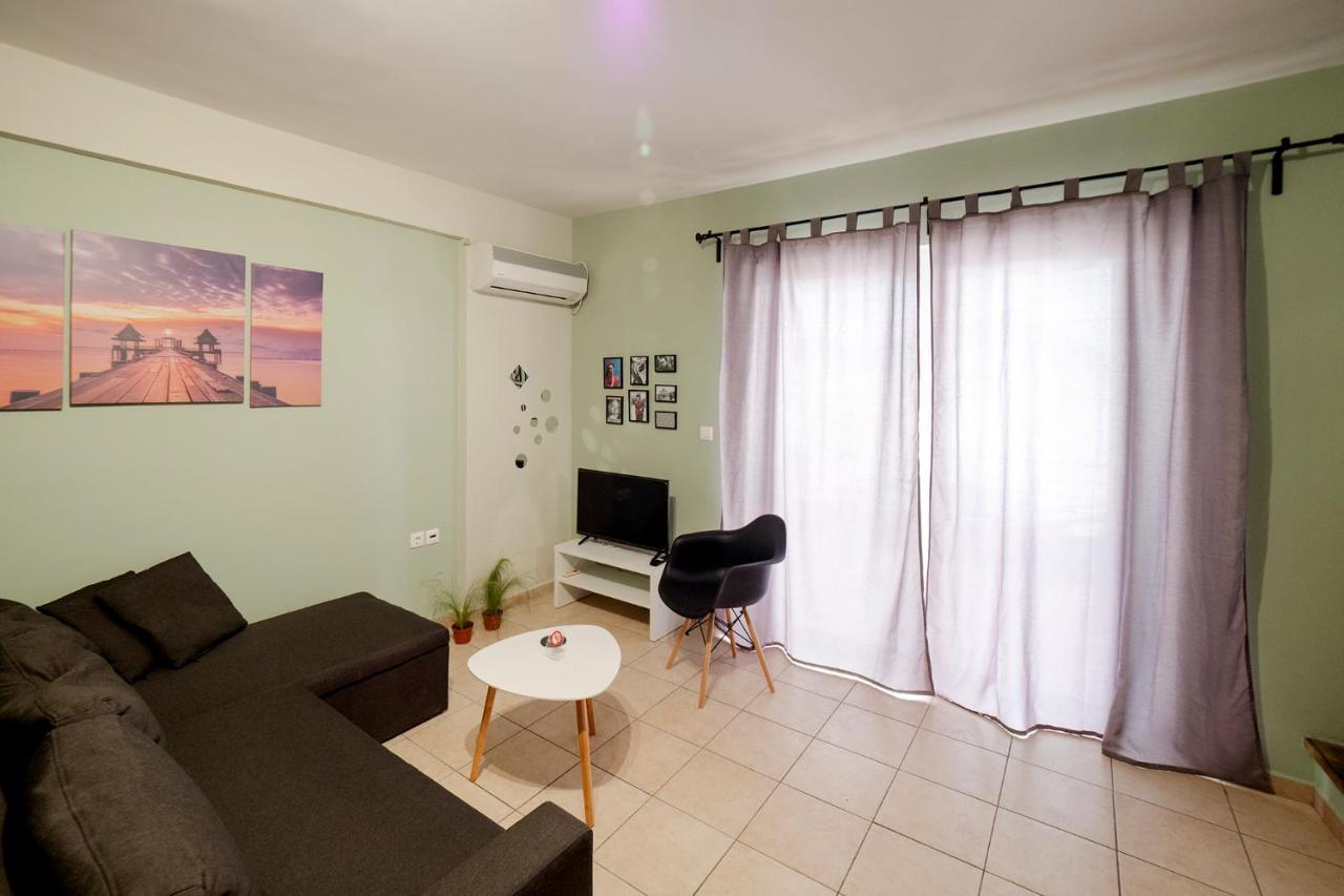 Cozy Apartment St John Chalkís Eksteriør bilde