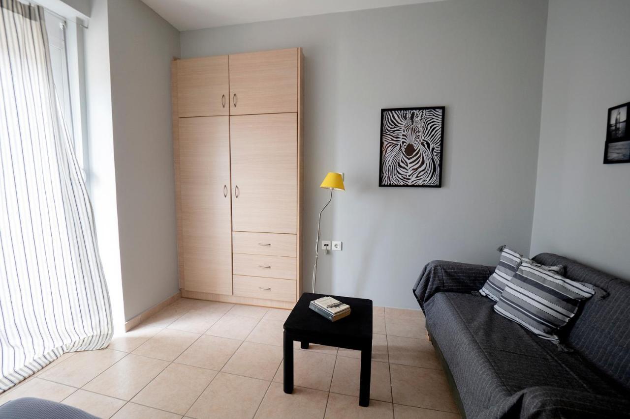 Cozy Apartment St John Chalkís Eksteriør bilde